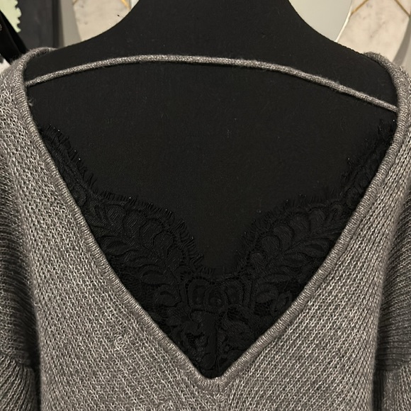 Vero Moda sweater low back with lace detailing Large - Picture 3 of 7